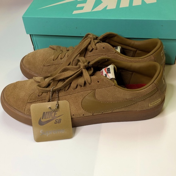 supreme x nike blazer low